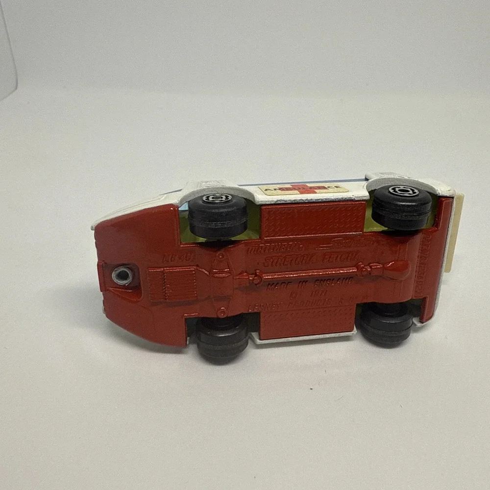 Vintage Lesney 1971 Matchbox Superfast No 46 Stretcha Fetcha Ambulance White